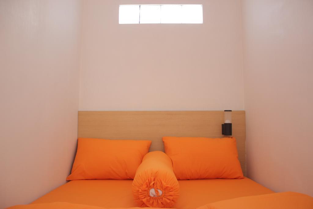 Griya Rintaka Hotel Jogjakarta Buitenkant foto